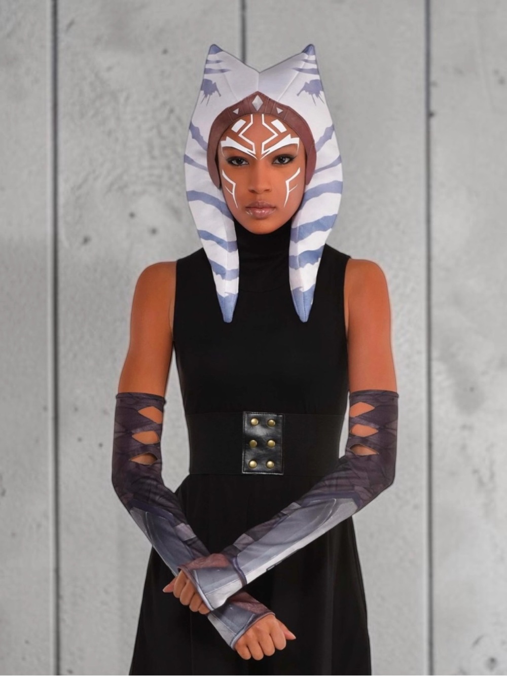 Star Wars Mandalorian Ahsoka Tano Adult Standard Costume Headpiece 2 Arm Sleeves